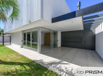Casa de 7 ambientes, Córdoba · Dúplex - + 3 Dorm. - Villa Belgrano