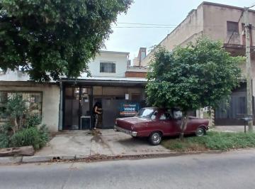 YAR-YA1-28767_2 · Casa 4 Ambientes. | Belgrano 3479