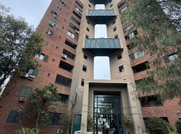 Departamento · 85m² · 5 Ambientes · Departamento 3 Dorm. con Balcon - Alberdi