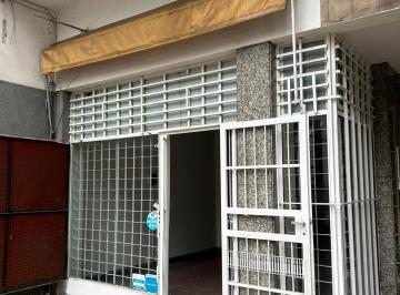 Local comercial , Rosario · Local en Alquiler Rioja 847