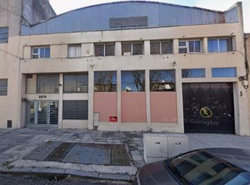 Bodega-Galpón , Villa Devoto · Deposito con Oficinas en Venta en Devoto