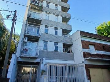 Departamento de 2 ambientes, Tres de Febrero · Alquiler Departamento 2 Ambientes con Balcon en Santos Lugares. Giorello 1425