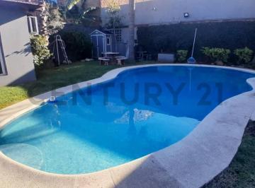 Casa · 200m² · 5 Ambientes · 4 Cocheras · Venta Casa 5 Ambientes con Quincho Parque y Pileta en Villa Ballester
