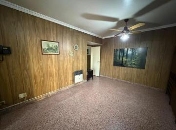 Departamento · 60m² · 3 Ambientes · Depto. 3 Ambientes con Balcon. - Centro San Martin