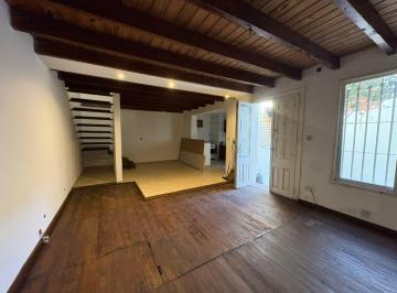 PH · 70m² · 5 Ambientes · Alquiler Depto Pasillo 2 Dorm. 2 Baños Parrillero Patio