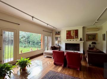 Casa · 315m² · 9 Ambientes · 5 Cocheras · Casa Venta en La Horqueta