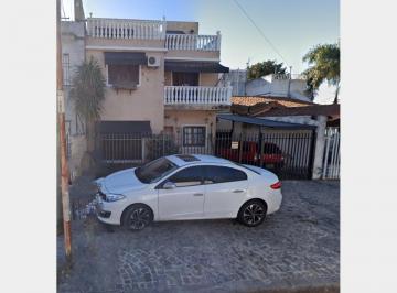 Casa · 180m² · 5 Ambientes · 1 Cochera · Casa en Venta en Lomas del Mirador