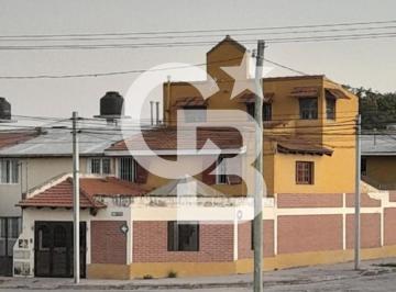 Casa · 130m² · 6 Ambientes · 1 Cochera · Alquiler | Casa en San Francisco de Alava