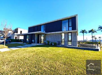 Casa · 367m² · 7 Ambientes · 4 Cocheras · Casa Venta 7amb. en Lagoon Pilar Vista a La Laguna