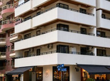 Departamento · 99m² · 4 Ambientes · Venta Departamento 2 Dormi Nueva Cordoba Cba