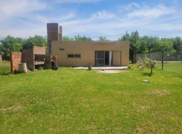 Casa · 90m² · 3 Ambientes · Casa en Ibarlucea Dos Dorm.!
