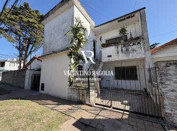 Casa · 64m² · 3 Ambientes · 1 Cochera · Venta Dúplex 3 Ambientes en Castelar