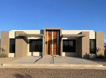 Departamento · 95m² · 3 Dormitorios · 1 Cochera · Casa PH en Venta de 3 Habitaciones, Vista Michelo, Maipú
