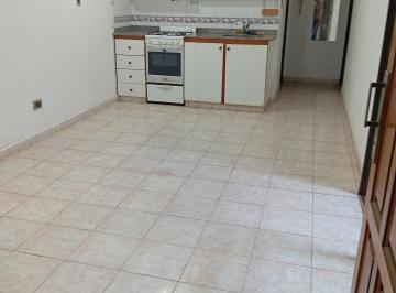 PH de 2 ambientes, Villa Luro · Dueño Alquila 2 Ambientes con Patio