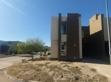 Casa de 4 ambientes, Córdoba · Alquiler Duplex Docta