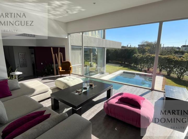 Casa · 190m² · 5 Ambientes · 1 Cochera