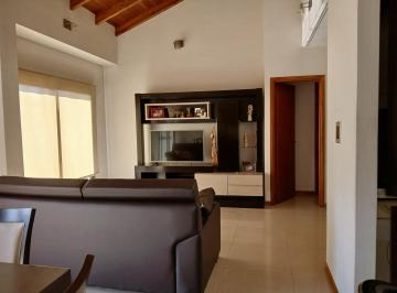 Departamento · 45m² · 4 Ambientes · Departamento con Cochera en Carlos Paz