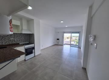 Departamento · 29m² · 1 Ambiente · Alquiler Depto Monoambiente con Balcón Morón