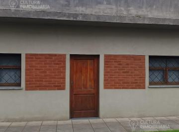 Casa · 70m² · 3 Ambientes · Venta Casa 3 Ambientes Isidro Casanova