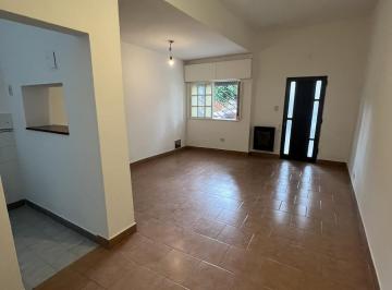 PH · 25m² · 1 Ambiente · Alquiler Monoambiente Frente Entrada Independiente Mataderos