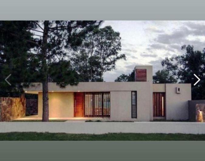 Casa · 100m² · 5 Ambientes · 1 Cochera