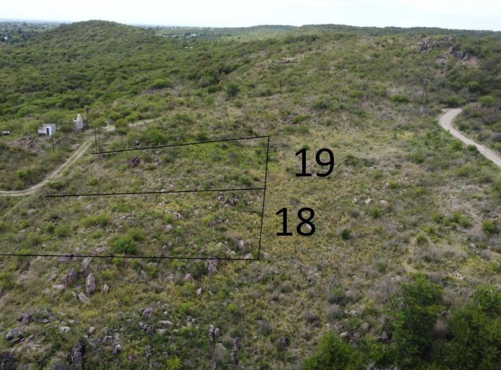 Terreno · 1220m²