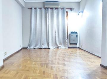 Oficina comercial de 3 ambientes, Ciudad de Mendoza · Departamento Centrico España y Peatonal