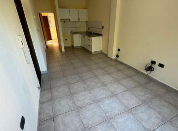 Departamento de 2 ambientes, Ciudad de Santa Fe · Departamento 2 Ambientes en Alquiler – Urquiza 3590, Piso 1