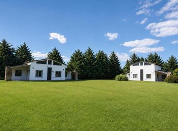 Departamento , Gualeguay · Complejo en Venta con 4 Departamentos y Lote de 3280 m²