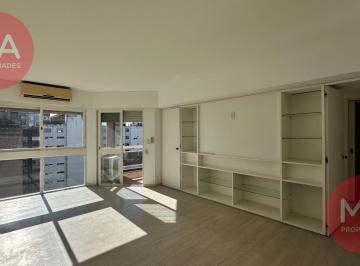 Departamento · 73m² · 3 Ambientes · 1 Cochera · Venta | Departamento 2 Dorm. con Cochera, Reciclado - Santa Fe 800 - Centro Rosario