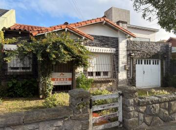 Departamento · 202m² · 3 Ambientes · Venta Chalet en Block Zona Mogotes