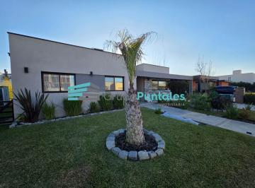 Casa · 158m² · Casa en Lagos de Canning en un Planta Baja, con 3 Dorm. y Piscina