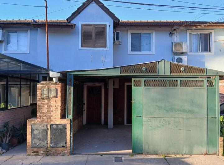 Casa en alquiler en Grand Bourg · 4 ambientes