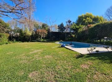 Casa · 316m² · 4 Dormitorios · Casa en San Isidro