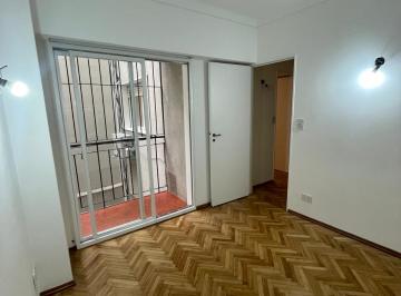 Departamento de 2 ambientes, San Isidro · Confortable Departamento con Cochera Cubierta Excelente Ubicación - Dueño Directo