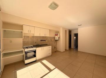 Departamento · 45m² · 2 Ambientes · Departamento en Alquiler de un Dormitorio con Balcon