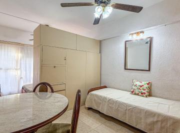Departamento · 25m² · 1 Ambiente · Alquiler 24 Meses Monoambiente Guemes con Balcon.
