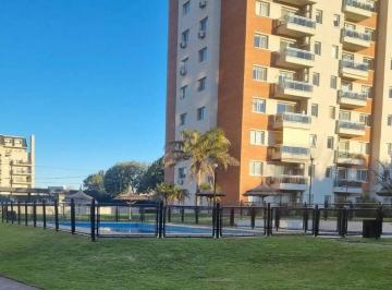 Departamento de 4 ambientes, Quilmes · Departamento 4 Ambientes en Torres de Bernal.