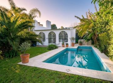 Casa · 140m² · Casa en Venta en Villa Castells