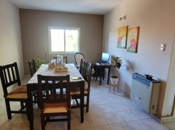 Departamento · 5 Ambientes · Departamento en Alquiler, Chacabuco 555 - Plottier