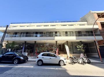 Departamento · 60m² · 2 Ambientes · 1 Cochera · Departamento en Alquiler Anual - Cochera - Calef Central - Amenities