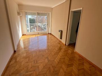Departamento · 60m² · 4 Ambientes · 2 Cocheras · Muy Lindo Depto de 4 Amb C/baño y Toilette y 2 Cocheras