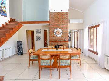 Casa · 300m² · 4 Ambientes · 2 Cocheras · Venta Casa Sauce Viejo - Altos del Sauce - Excelente Propiedad