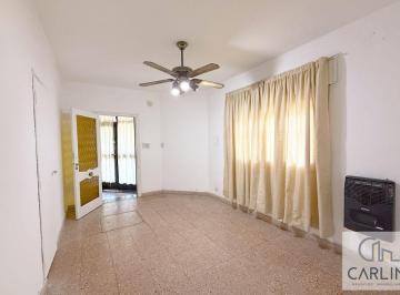 Casa de 3 ambientes, Rosario · Viamonte 196