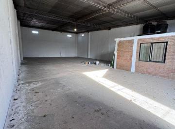 Bodega-Galpón de 2 ambientes, Córdoba · Galpon en Colectora Calle Impira - Zona Manantiales - Oportunidad 300 Mtrs - Excelente Ubicacion.