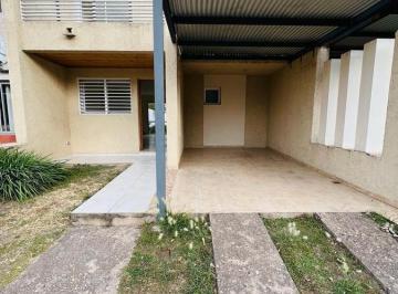 Casa · 130m² · 5 Ambientes · 2 Cocheras · Duplex de 3 Dorm. en Alquiler, Cochera Doble - Barrio Privado La Catalina
