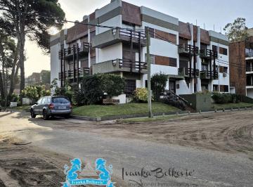 Departamento de 2 ambientes, Pinamar · Departamento de 34 m² con 1 Dormitorio en Venta Céntrico Pinamar - Cochera / Entorno Verde