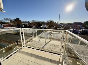 Departamento · 40m² · 3 Ambientes · Alquiler de Apartamento en Colonia del Sacramento, a m del Shopping