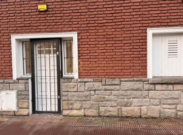 Casa · 50m² · 3 Ambientes · Alquiler 12 o 24 Meses Zona Facultad