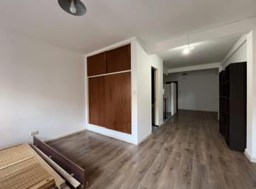 Departamento · 35m² · 2 Ambientes · Departamento Monoambiente Amplio en Alquiler en Centro